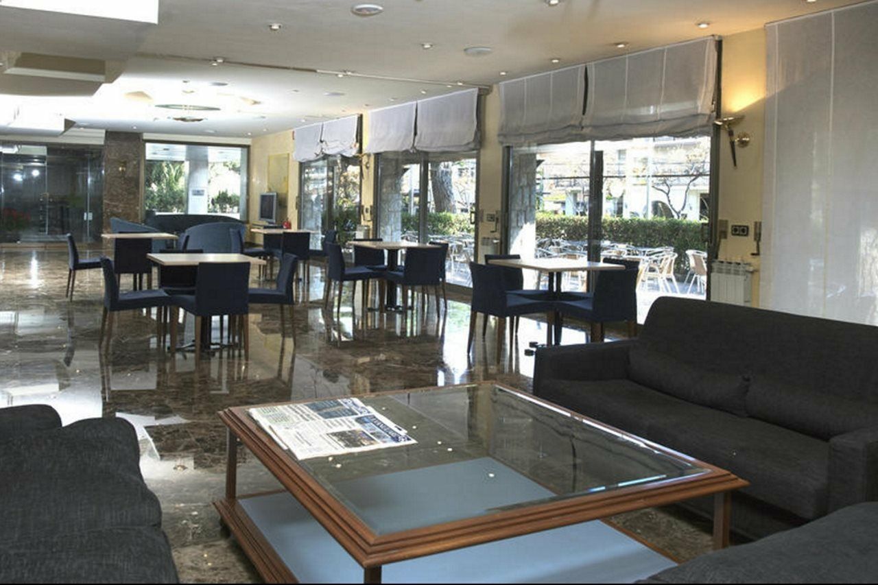 Ciudad De Castelldefels Hotel Luaran gambar